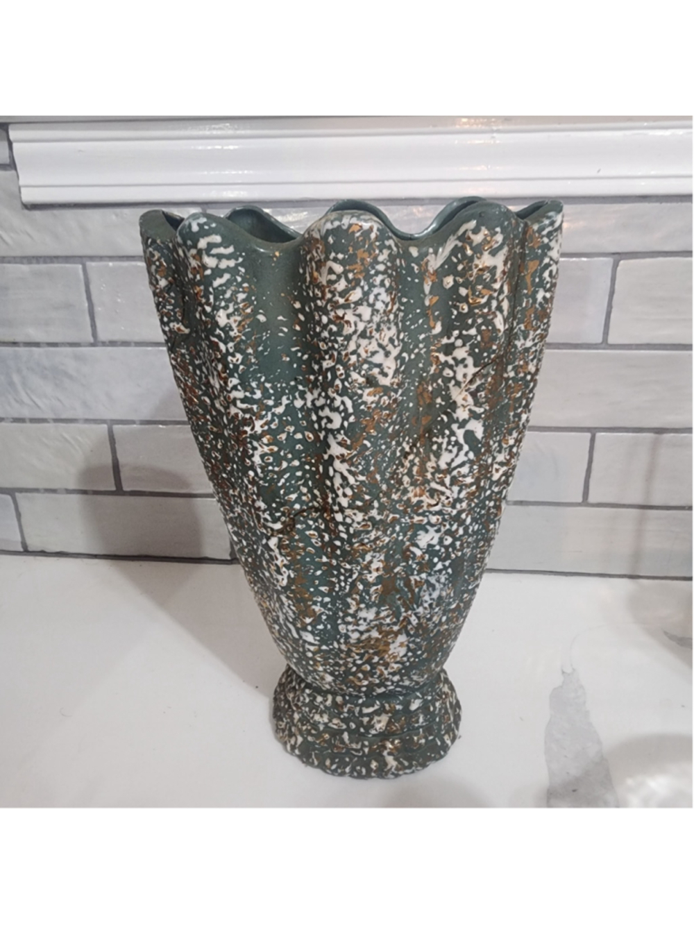 VINTAGE MCM SAVOY DEENA SPLATTER VASE GOLD WHITE ON GREEN HUGE